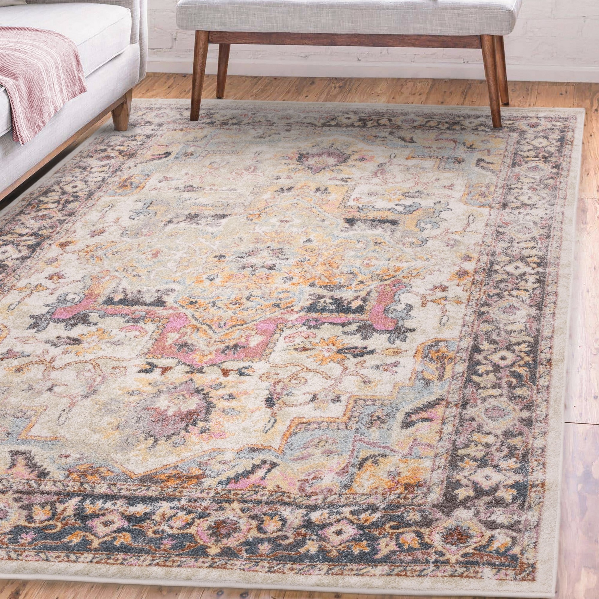 Flores Kira Fr04 Traditional Persian Floral Rugs In Multi